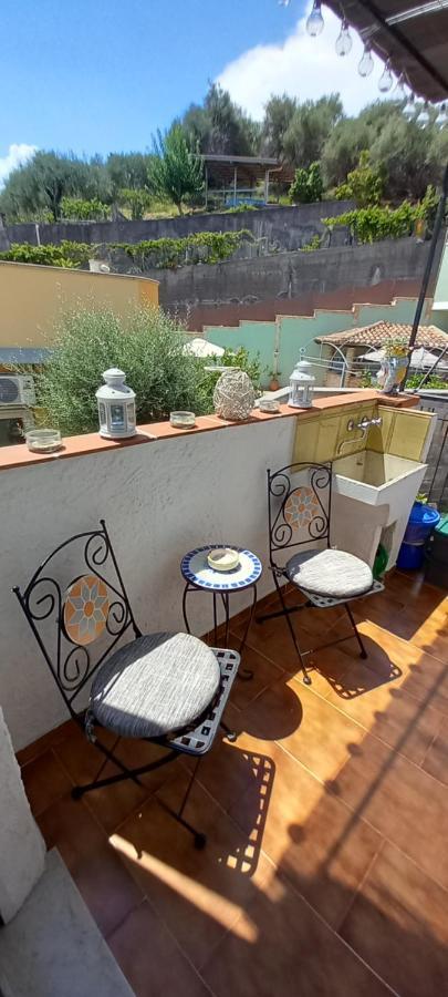 Sabrina'S House Apartment จีอาร์ดีนี นักซอส ภายนอก รูปภาพ