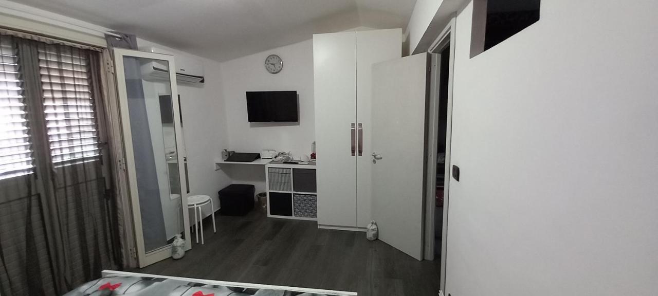 Sabrina'S House Apartment จีอาร์ดีนี นักซอส ภายนอก รูปภาพ